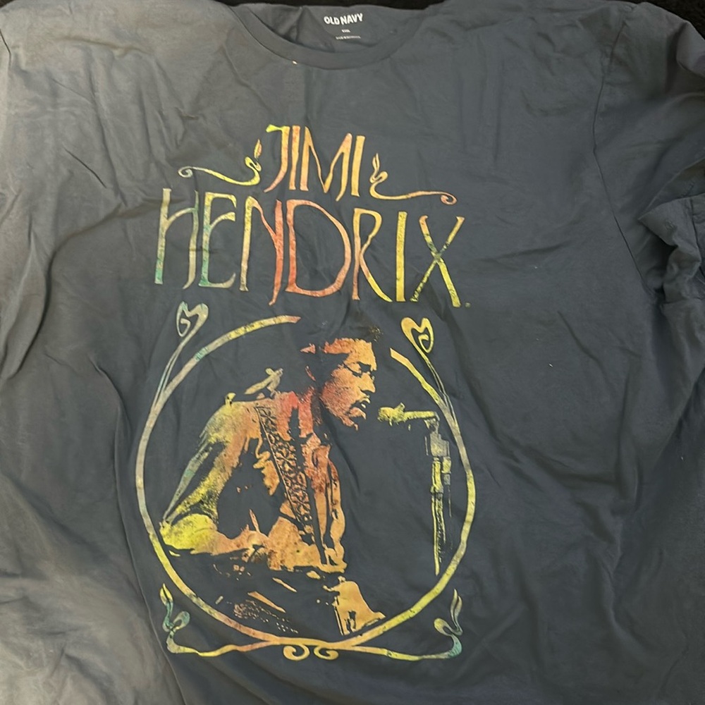 Graphic t